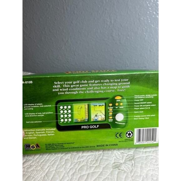 Pro Golf Electronic LCD Video Game Dual Screen MGA-810B Uses AAA Batteries - Picture 5 of 7